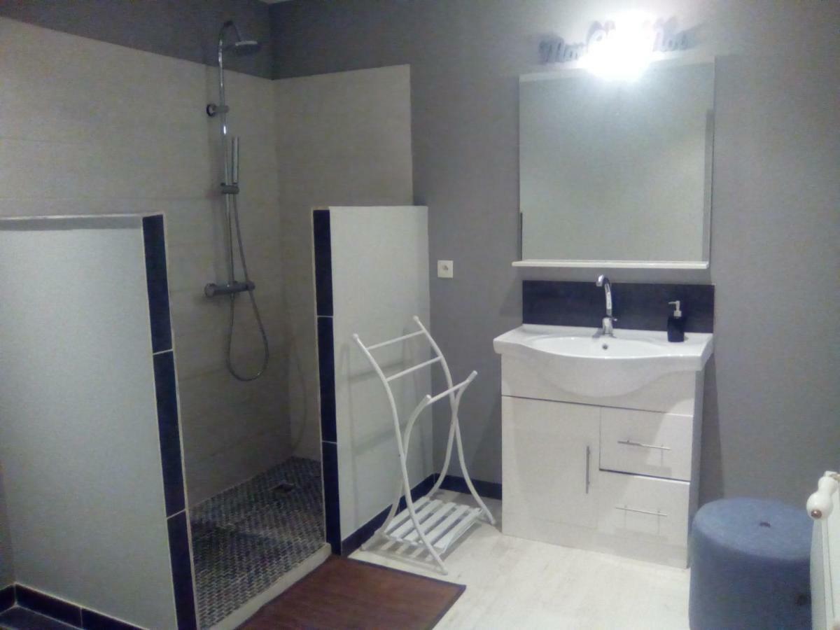 Chambre D'Hotes - Le Safran Du Val D'Or Anneyron 外观 照片