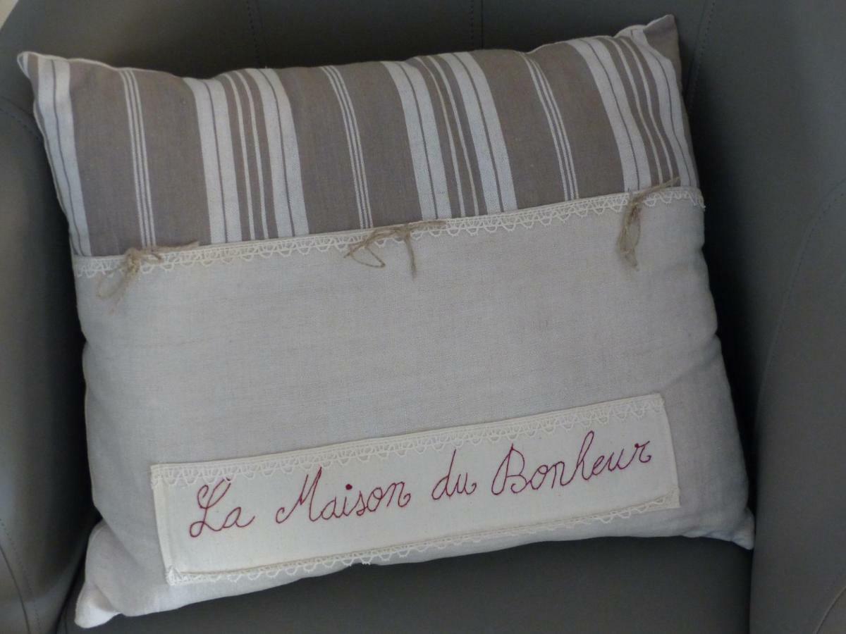 Chambre D'Hotes - Le Safran Du Val D'Or Anneyron 外观 照片